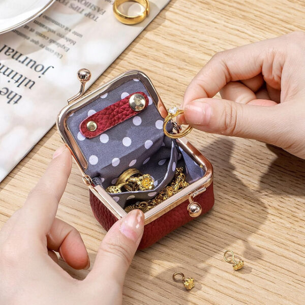 Genuine Leather Mini Jewelry Box, Portable Vintage-inspired Genuine Leather Coin Purse Jewelry Case with Kiss Lock, Mini Travel Ring Box for Women for