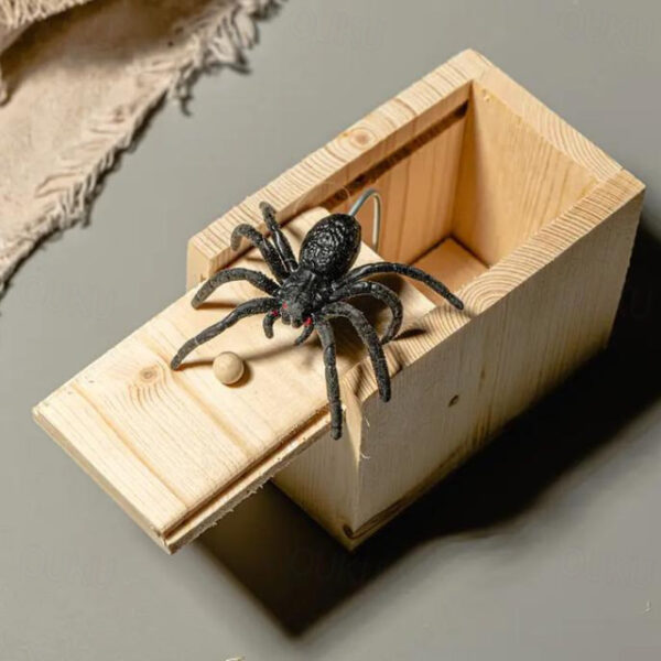 Halloween Gift Spider in a Box Gag Gift Spider Scare Prank Box, Hilarious Wooden Scare Box,Handmade Fun Joke Scarebox Toy 2025 - US $7.99